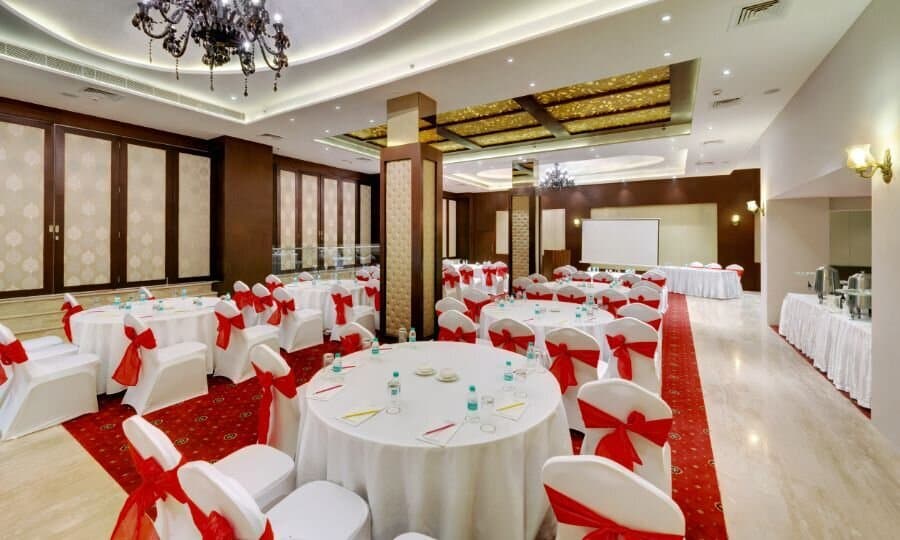 1743091631_9_TFR_Udaipur_The_Grand_Marques1_02