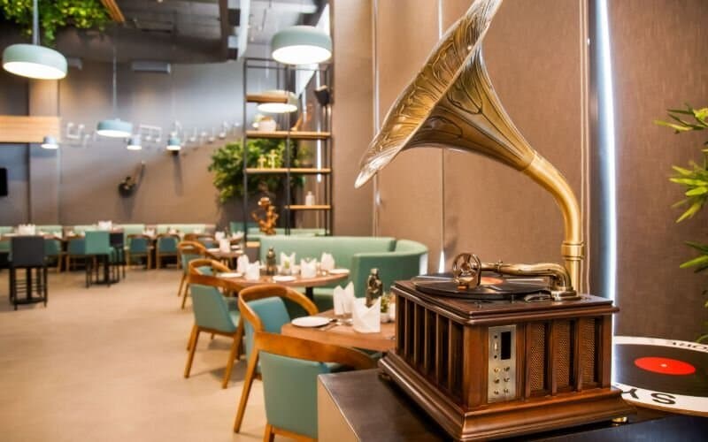 1743781175_2_TFR_Bhopal_Symphony_Cafe_03