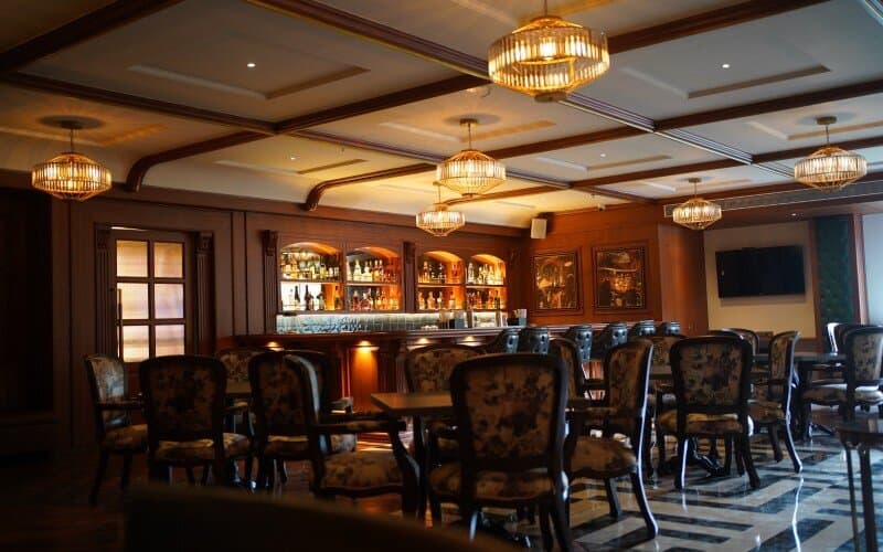 1744524953_1_palghar_Dining_Chancellor_02