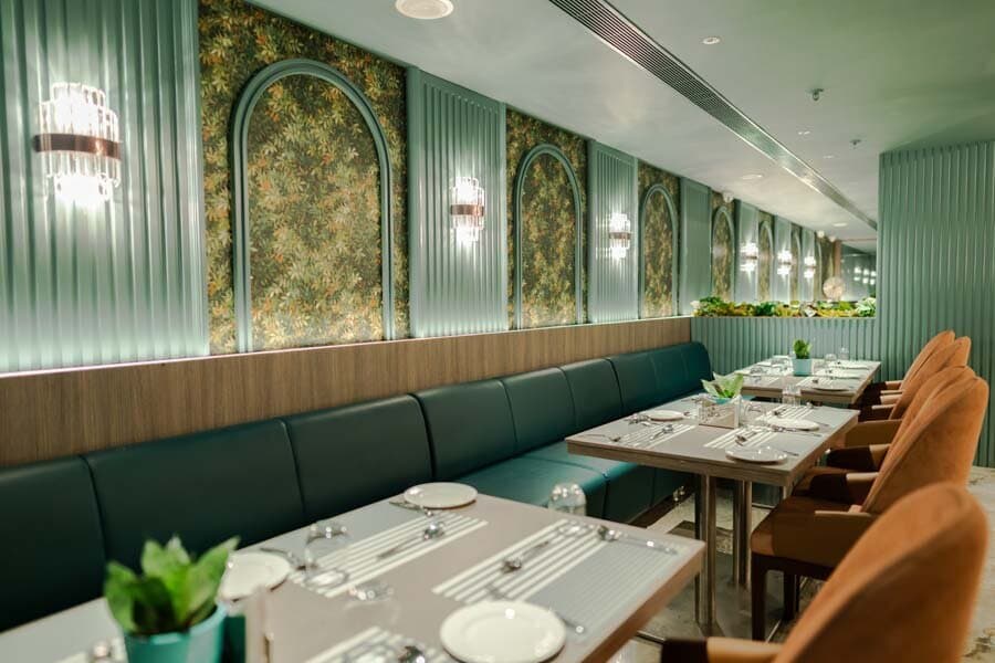 1749795470_1_restaurant-5